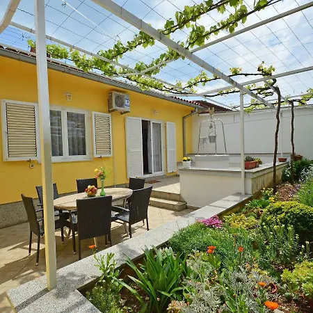 Holiday Slavko Holiday home *